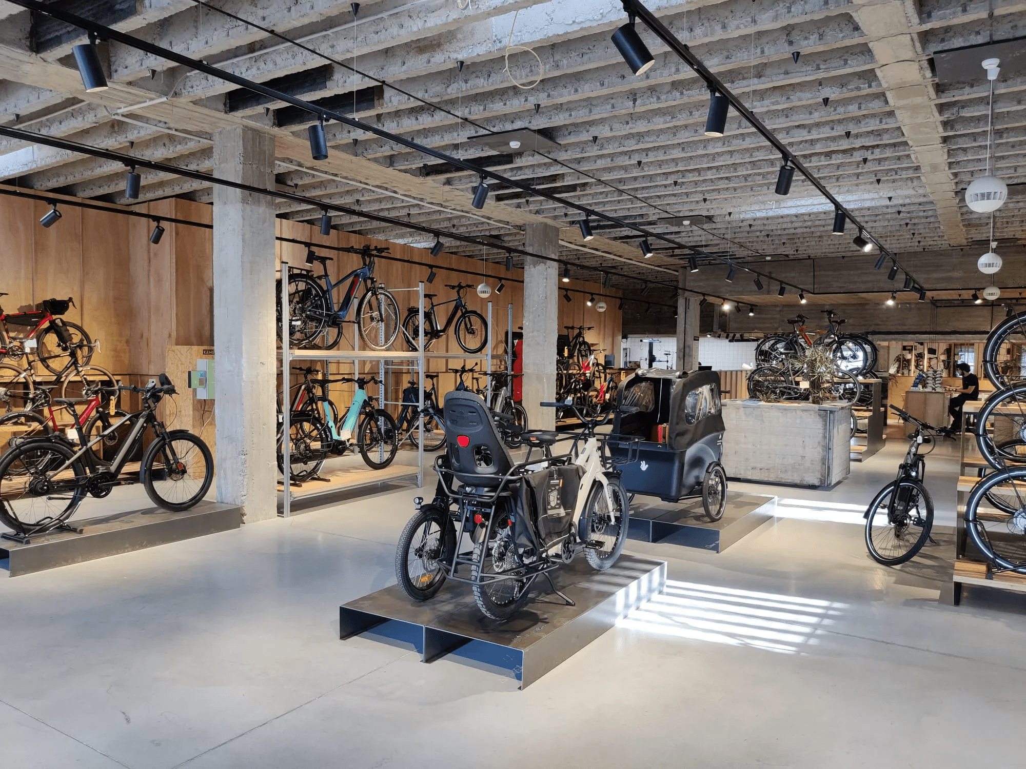 Cyclistes en mouvement - KAMEO Bikes